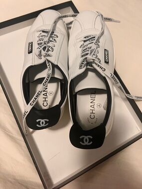 Chanel- sneakers white tennis sneakers